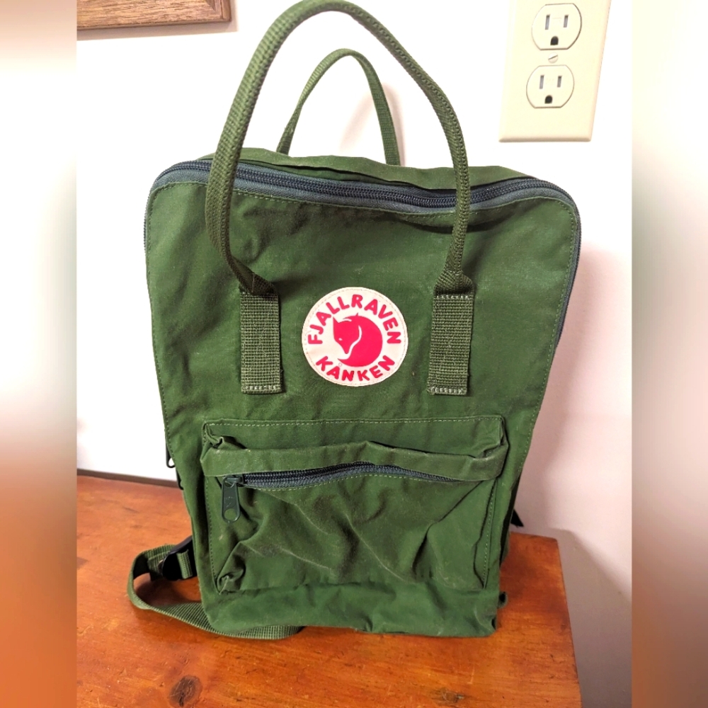 Fjallraven Green Backpack (small)